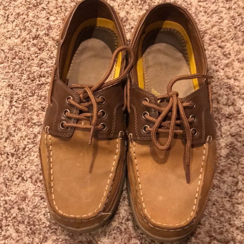 Boat shoes. Good condition.